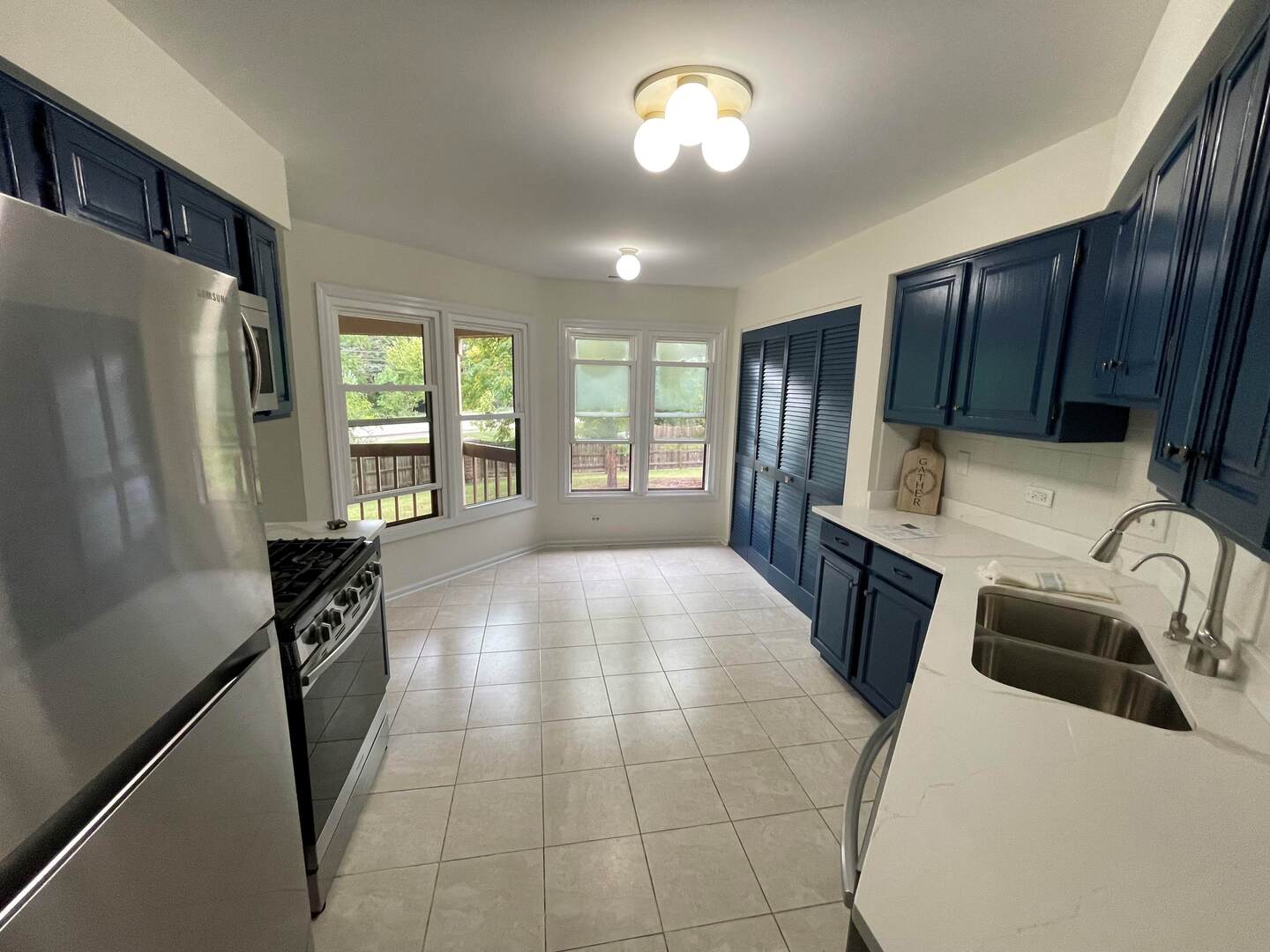 13 Willow Parkway #13, Buffalo Grove, IL 60089