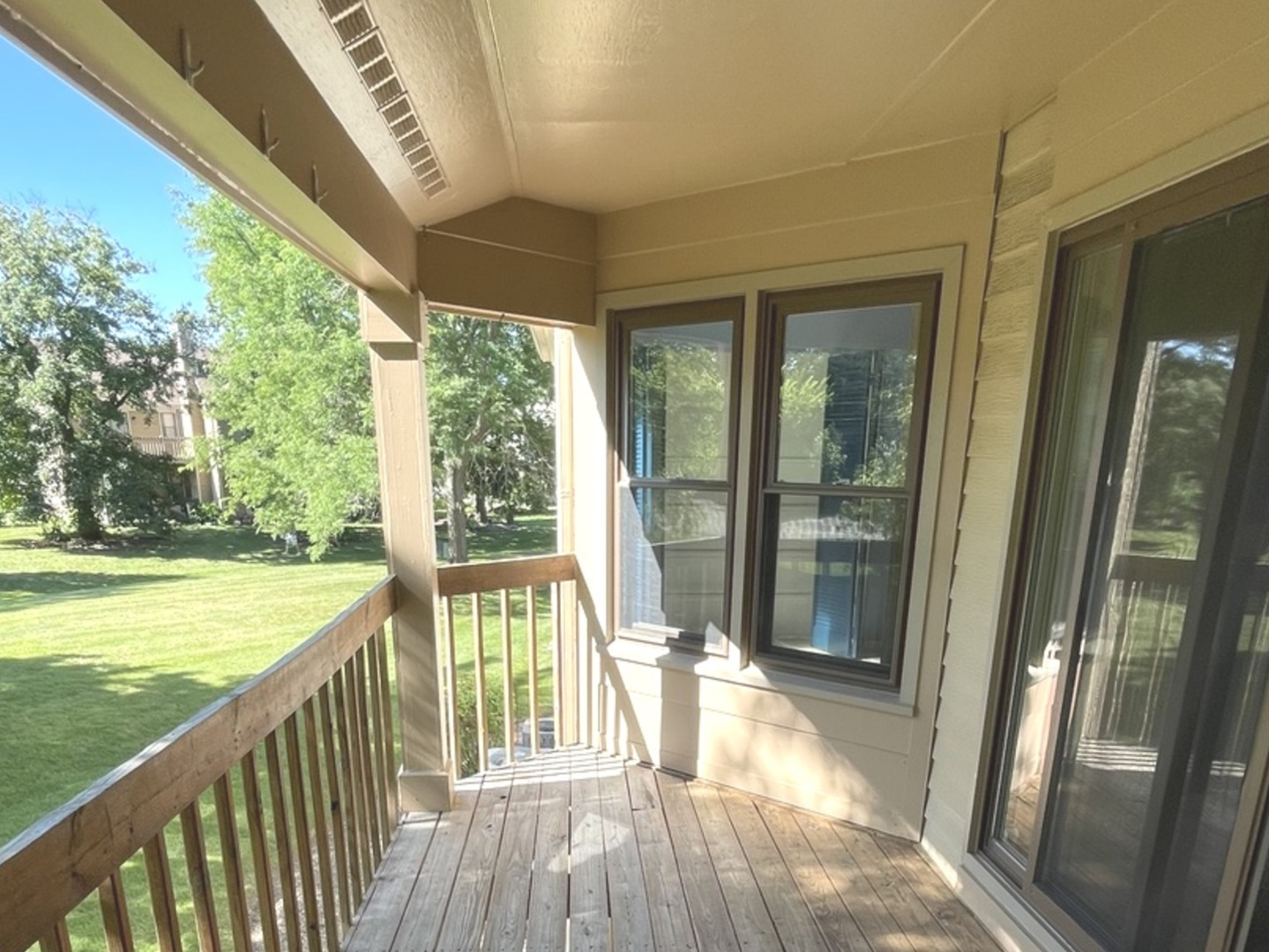 13 Willow Parkway #13, Buffalo Grove, IL 60089