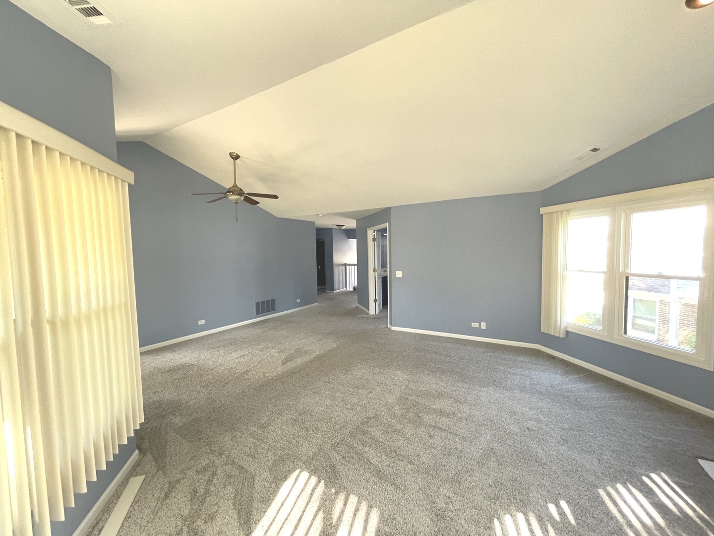 13 Willow Parkway #13, Buffalo Grove, IL 60089