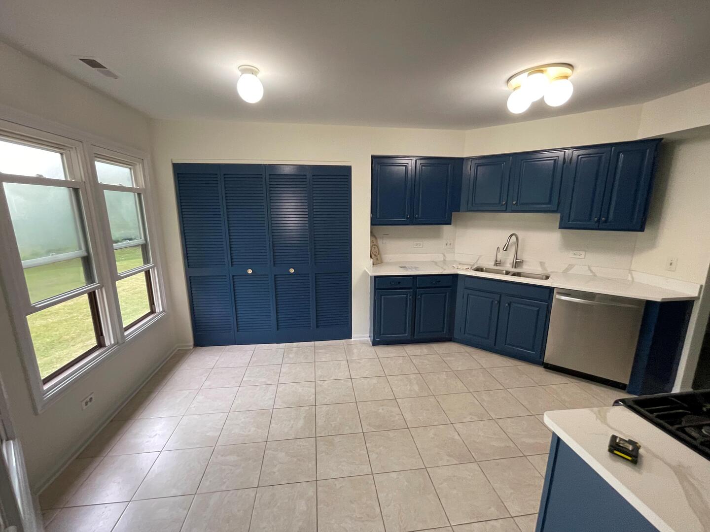 13 Willow Parkway #13, Buffalo Grove, IL 60089