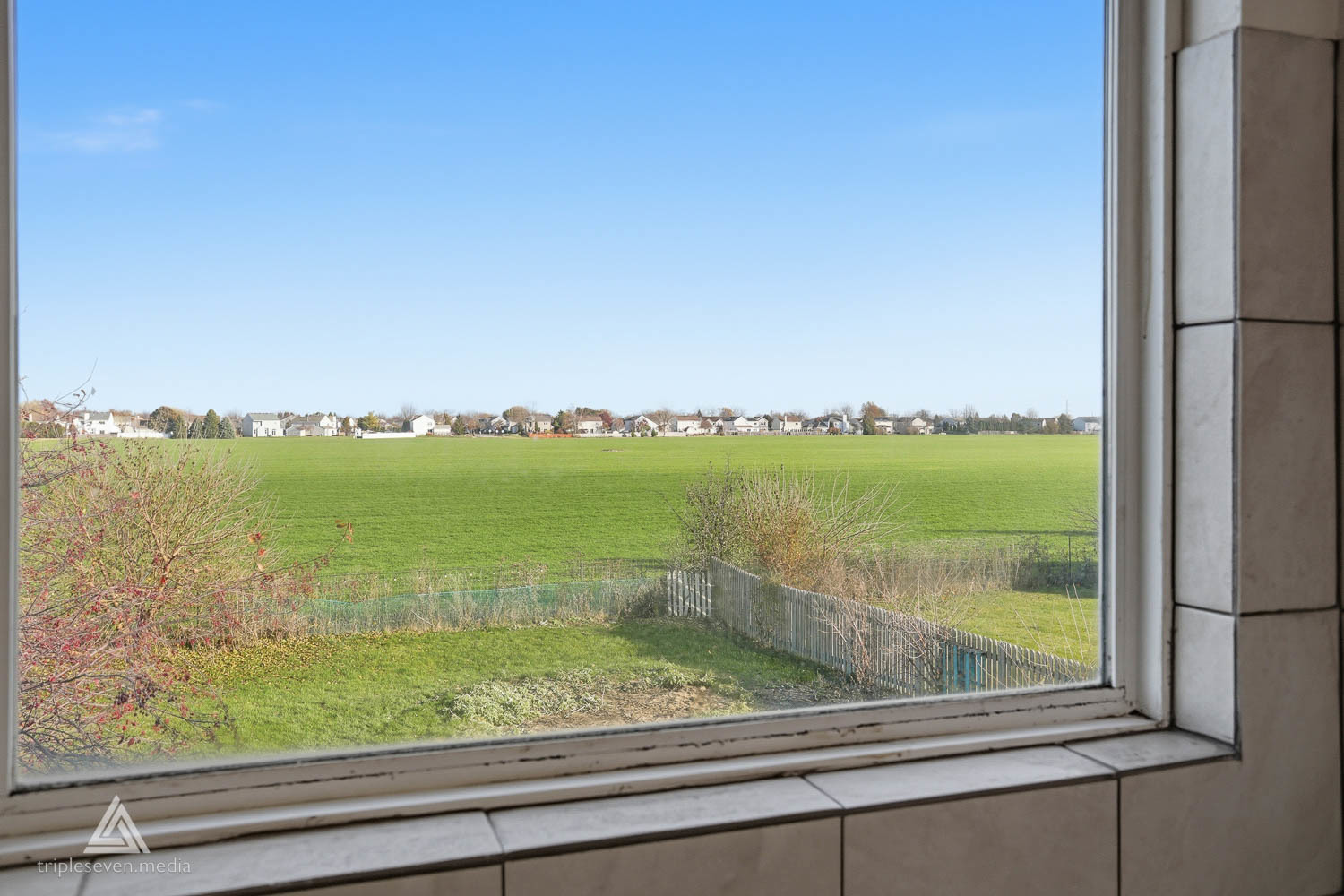 10828 BRAEMAR Parkway, Huntley, IL 60142