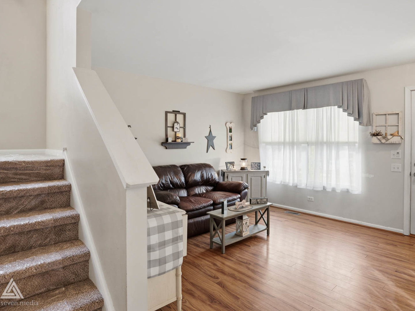 10828 BRAEMAR Parkway, Huntley, IL 60142