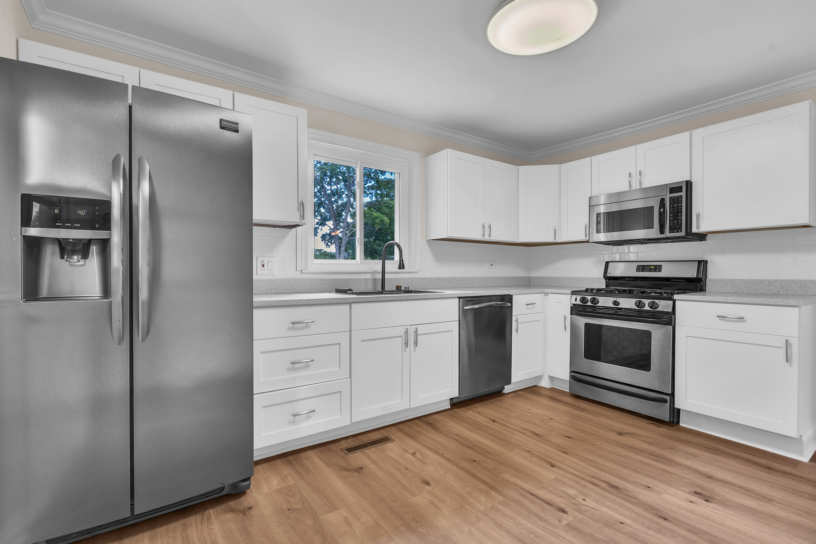 317 E Lake Street, Batavia, IL 60510