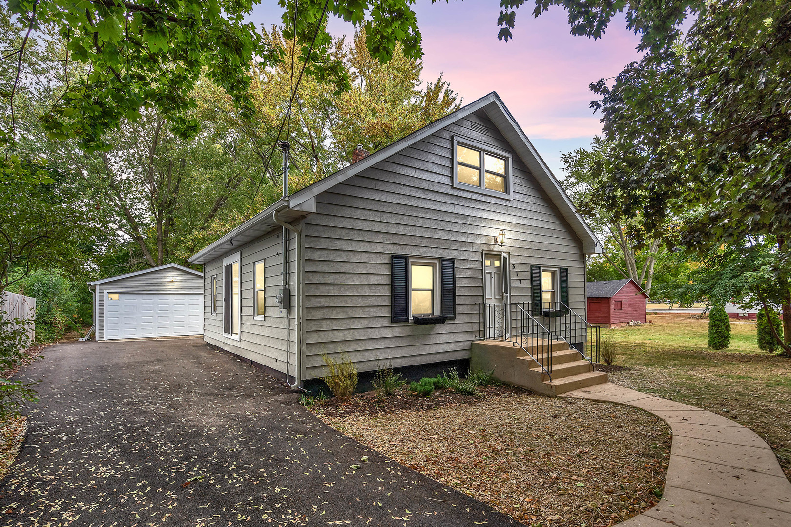 317 E Lake Street, Batavia, IL 60510