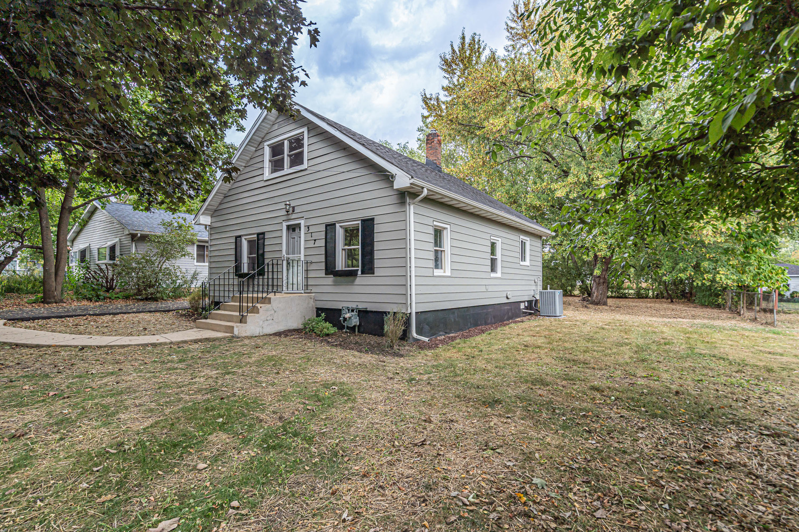 317 E Lake Street, Batavia, IL 60510