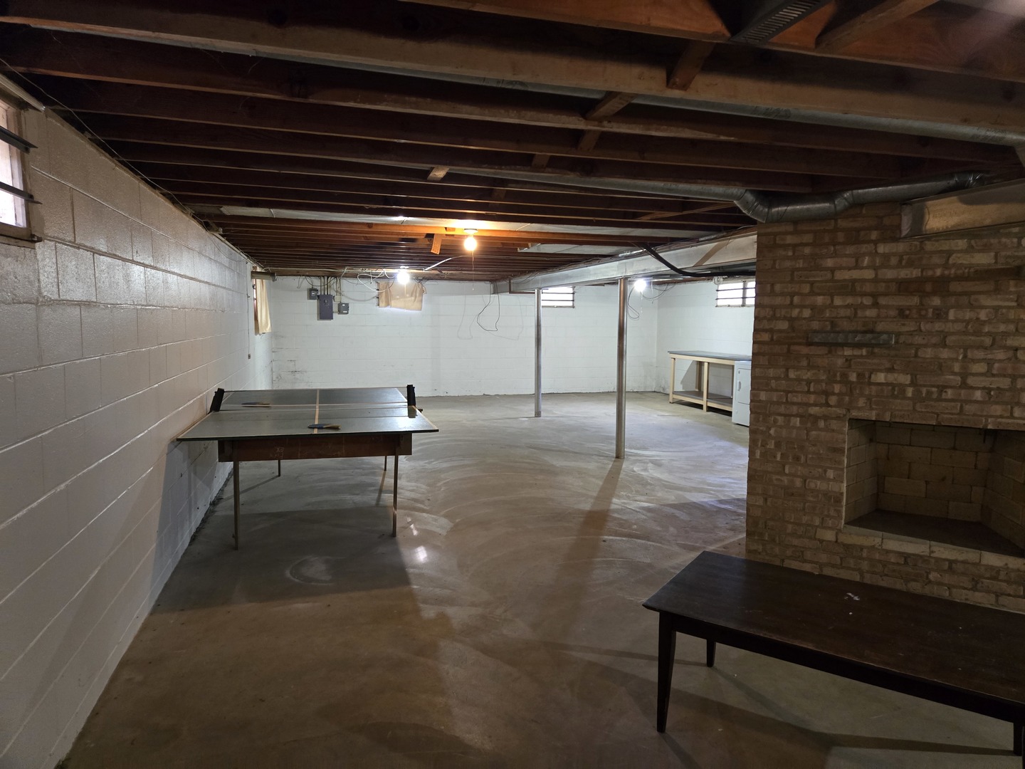 448 HUBBARD Avenue, Elgin, IL 60123