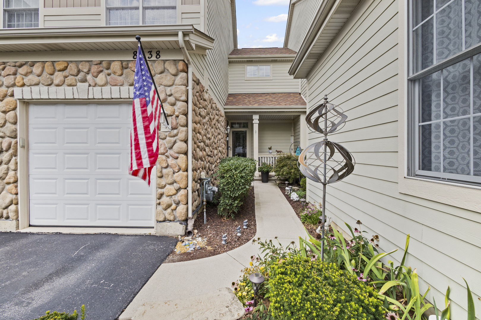 8638 SADDLEBRED Court, Frankfort, IL 60423