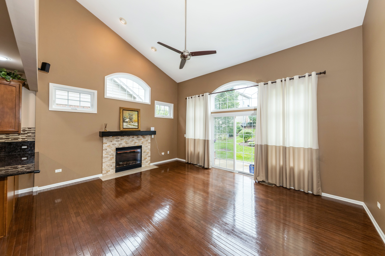 2559 Cedar Hill Lane, Woodridge, IL 60517