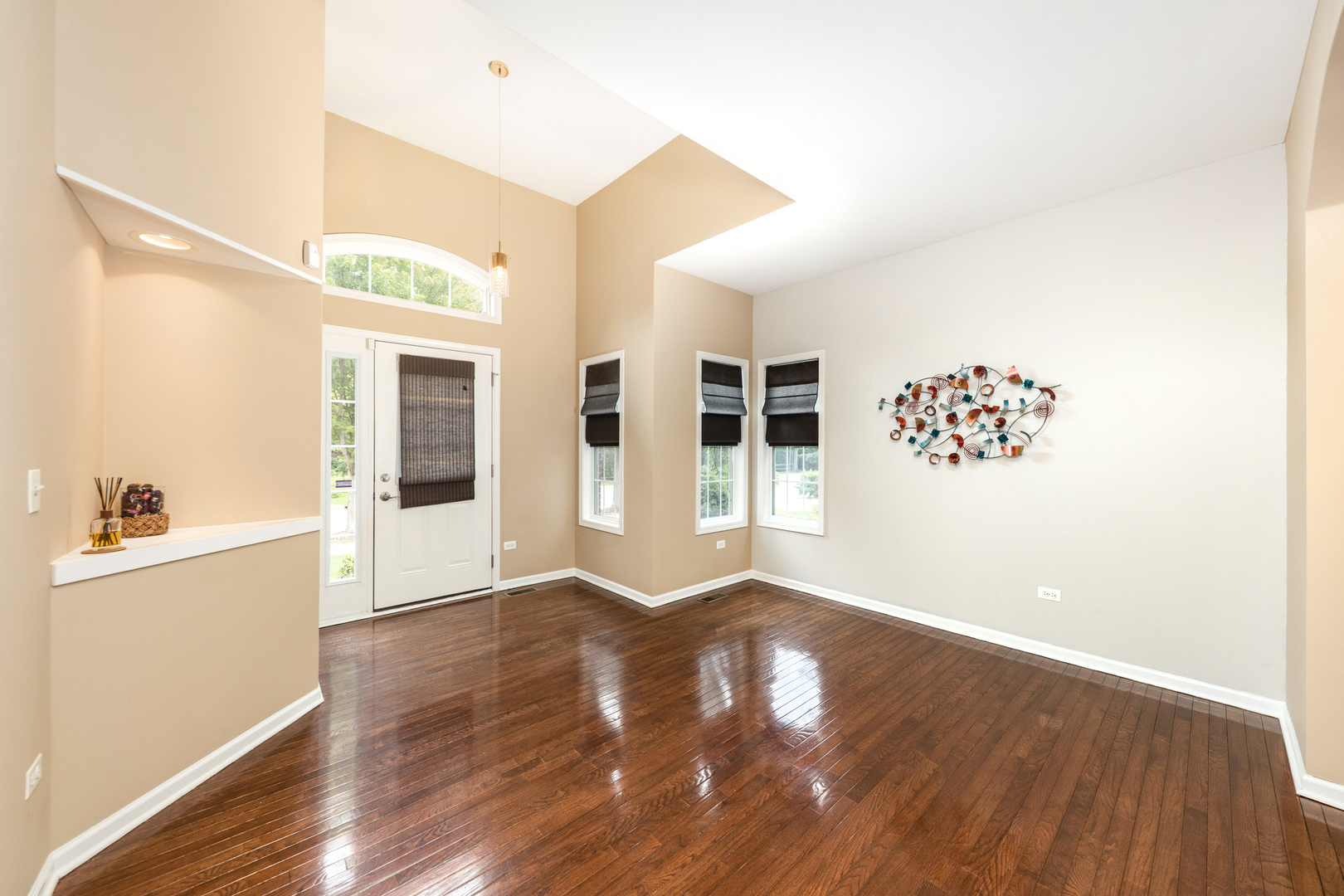 2559 Cedar Hill Lane, Woodridge, IL 60517