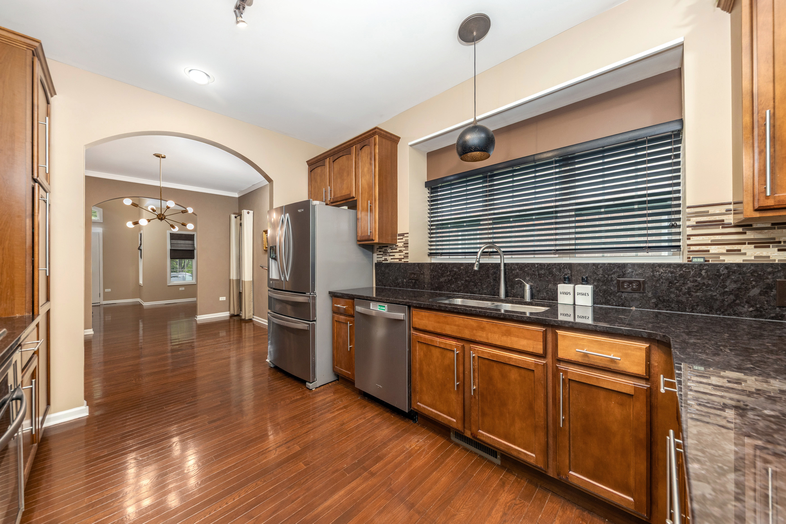 2559 Cedar Hill Lane, Woodridge, IL 60517