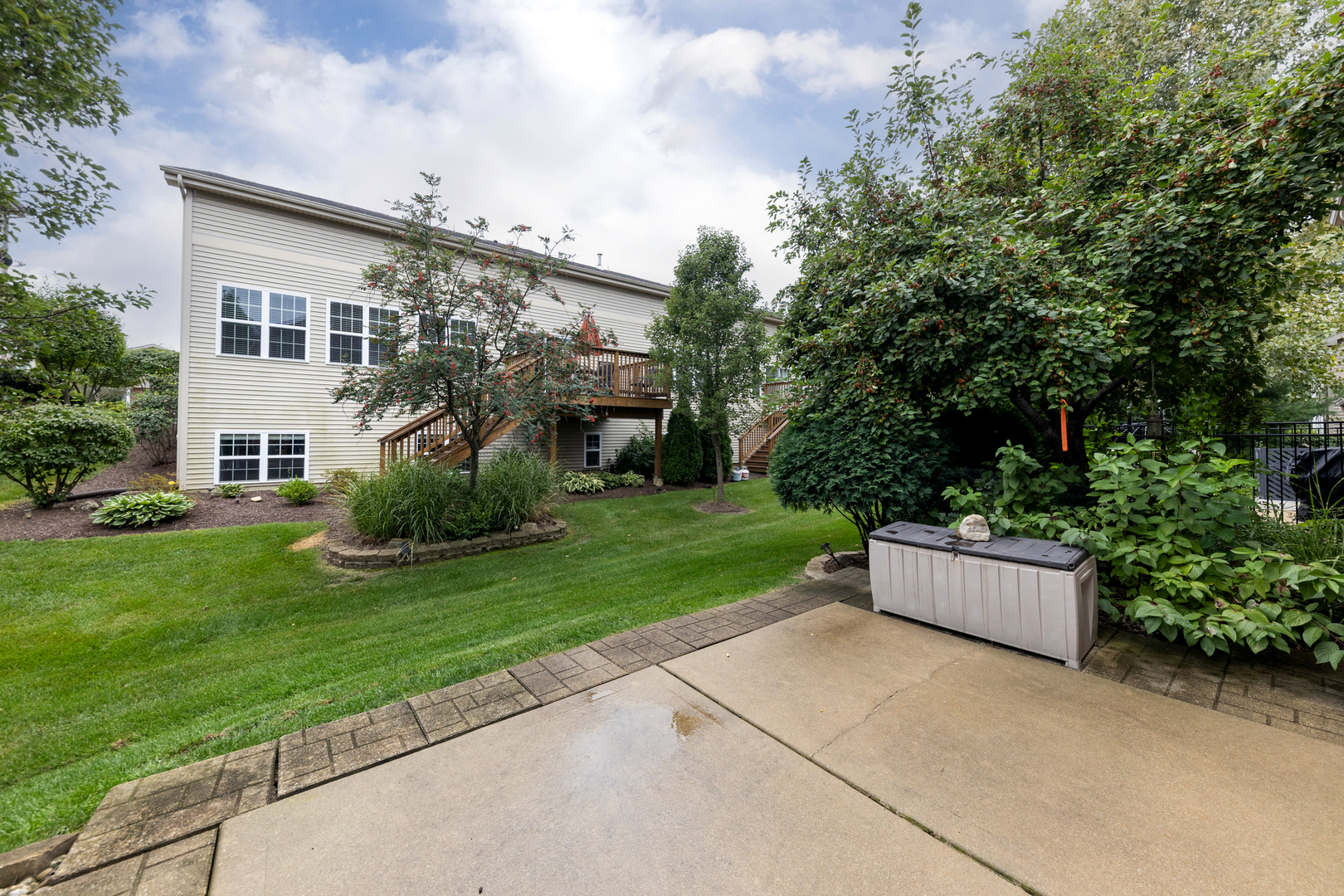 2559 Cedar Hill Lane, Woodridge, IL 60517