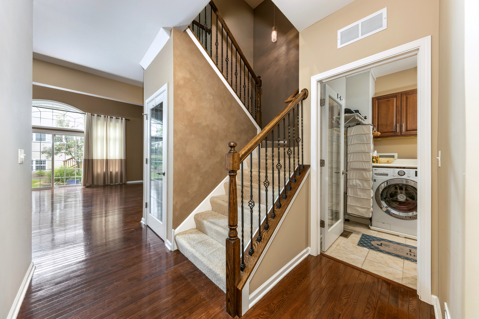 2559 Cedar Hill Lane, Woodridge, IL 60517