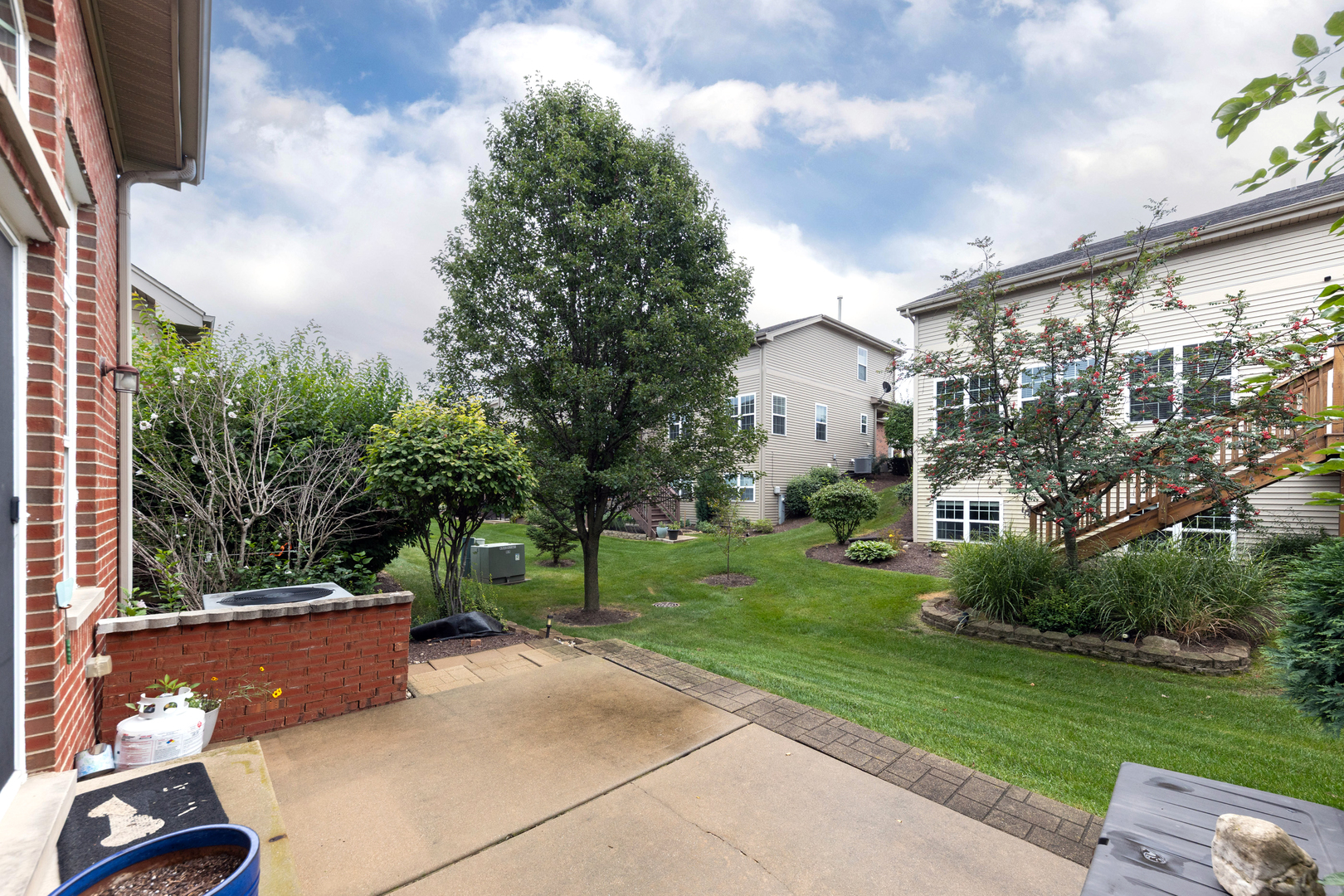 2559 Cedar Hill Lane, Woodridge, IL 60517