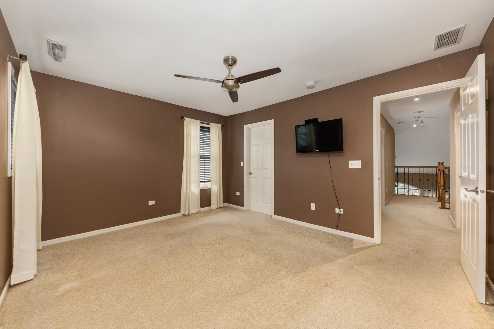 2559 Cedar Hill Lane, Woodridge, IL 60517