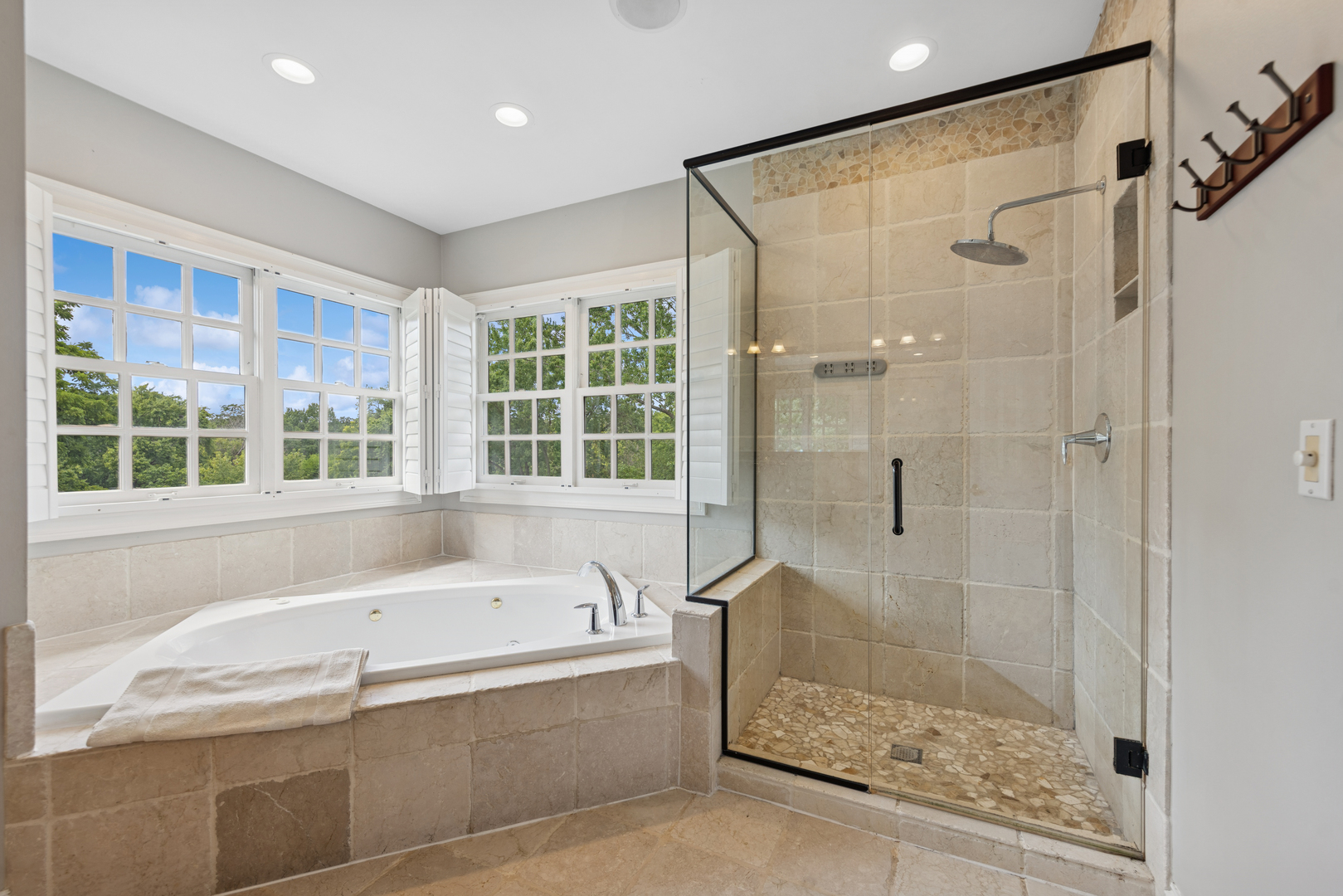 27W750 Brookside Drive, Winfield, IL 60190