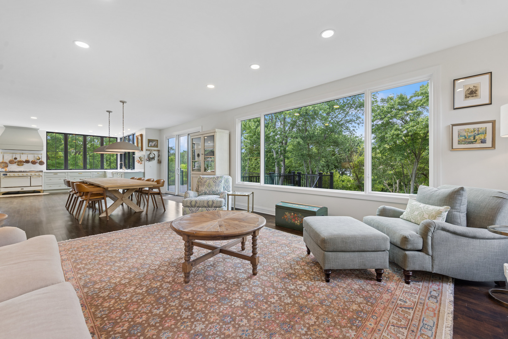 27W750 Brookside Drive, Winfield, IL 60190