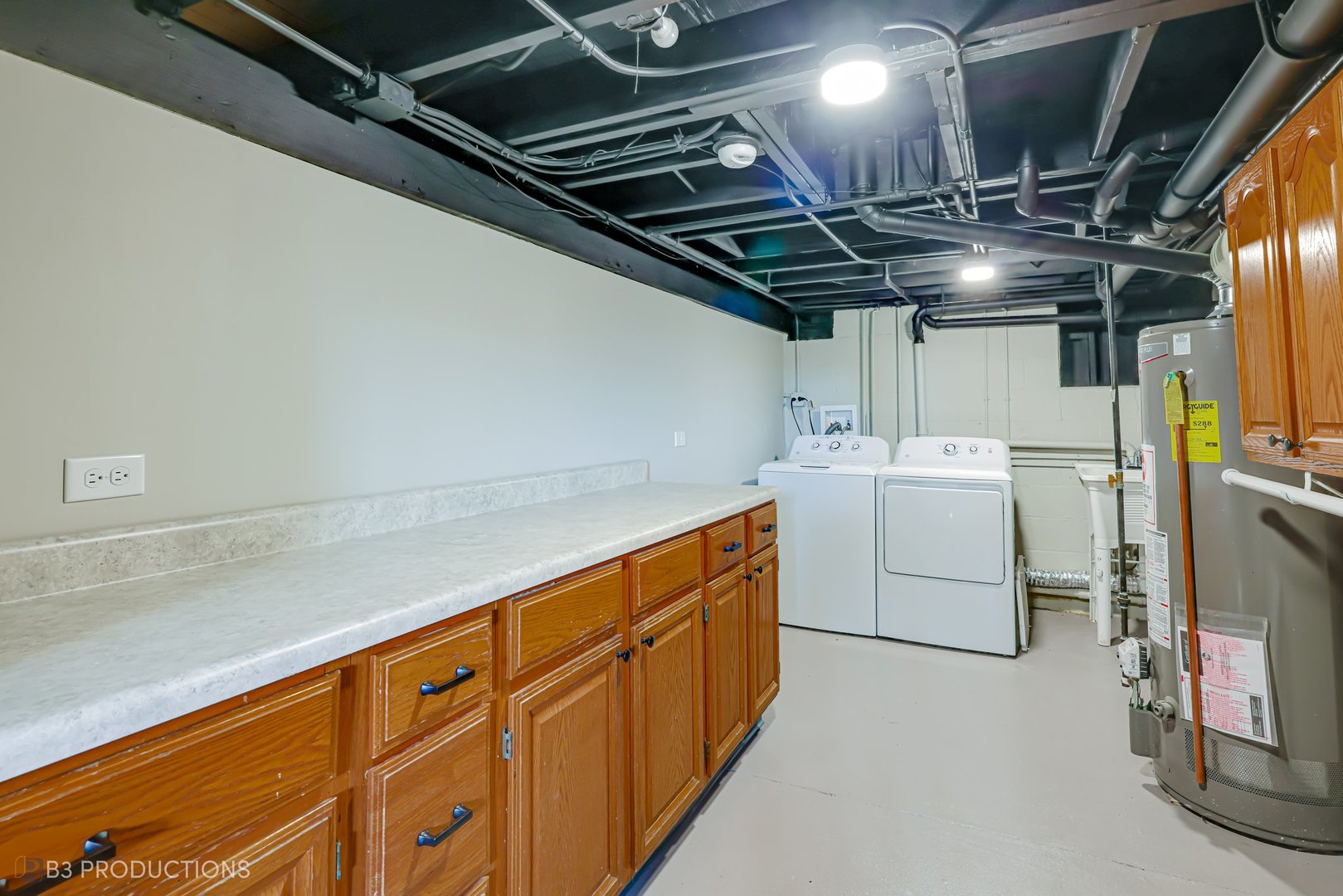 155 S Locust Street, Frankfort, IL 60423