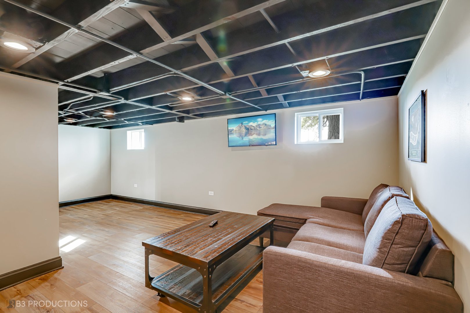 155 S Locust Street, Frankfort, IL 60423