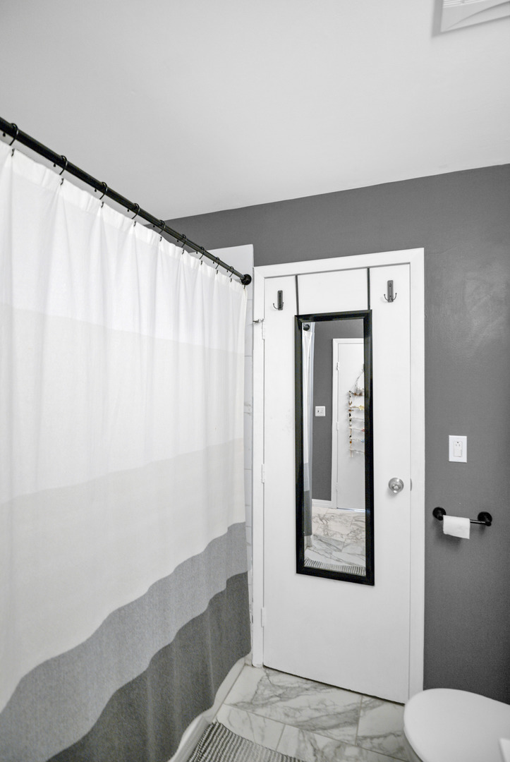 2201 Brittany Court #2201, Schaumburg, IL 60194