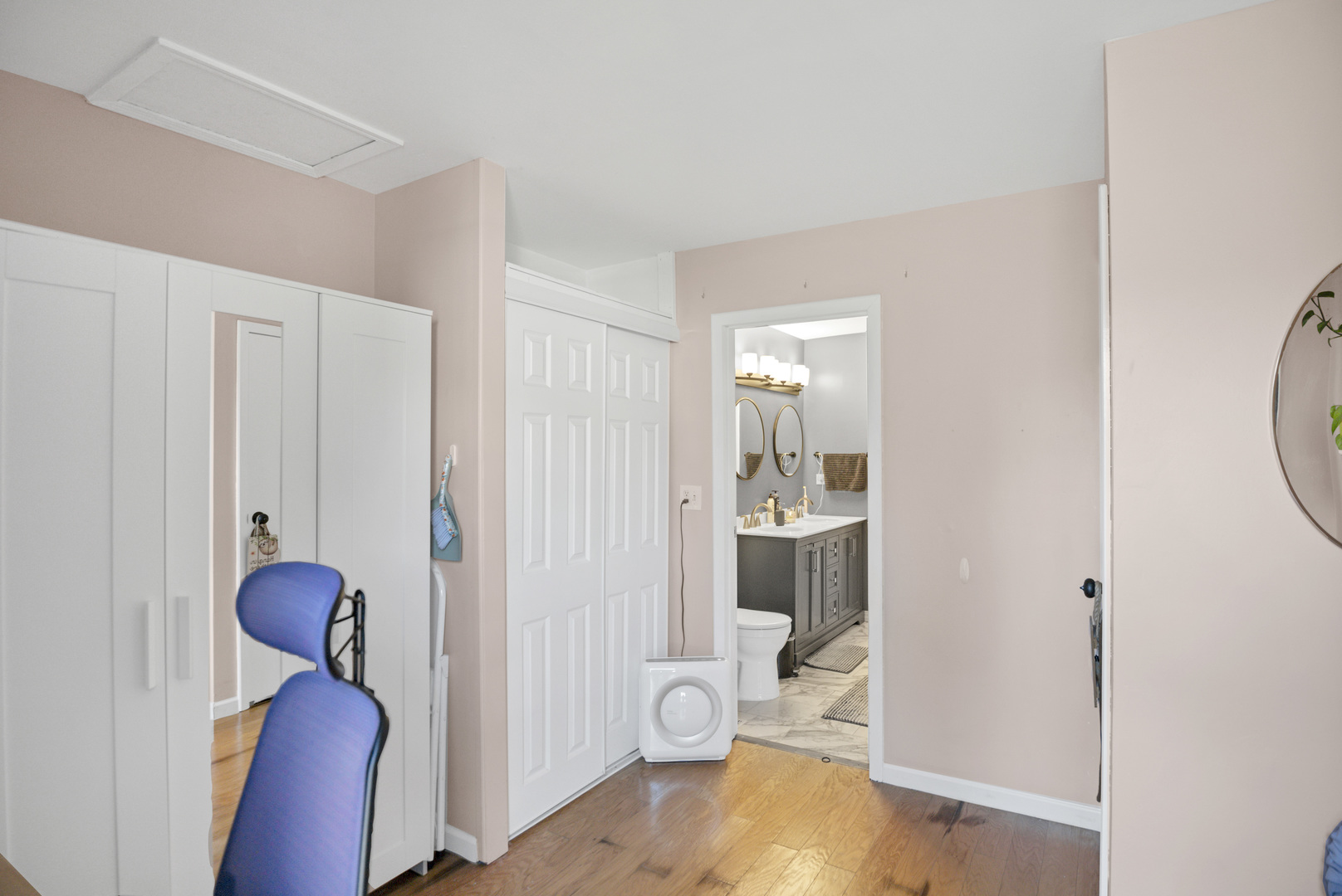 2201 Brittany Court #2201, Schaumburg, IL 60194