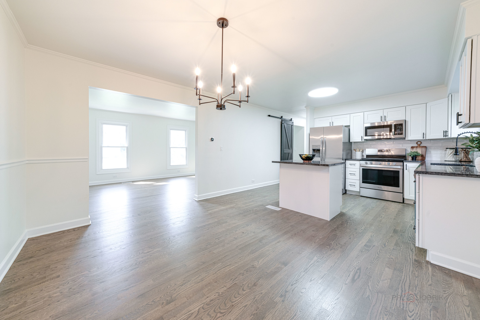 887 Saybrook Lane, Buffalo Grove, IL 60089