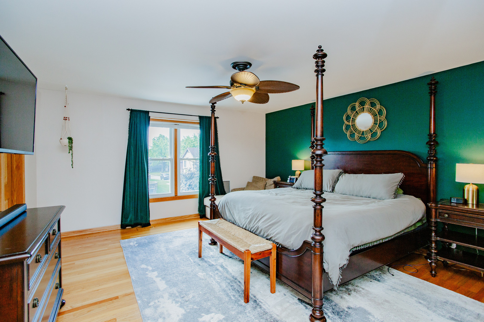 207 Schreiber Avenue, Roselle, IL 60172