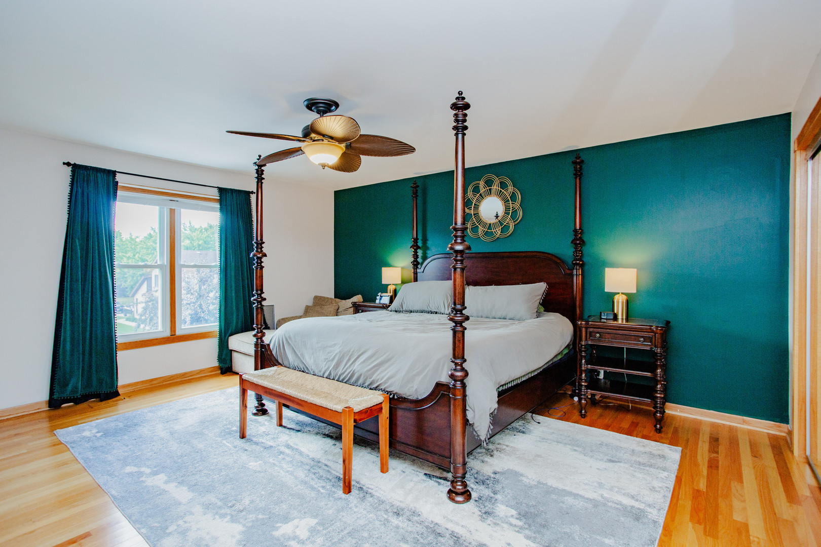 207 Schreiber Avenue, Roselle, IL 60172