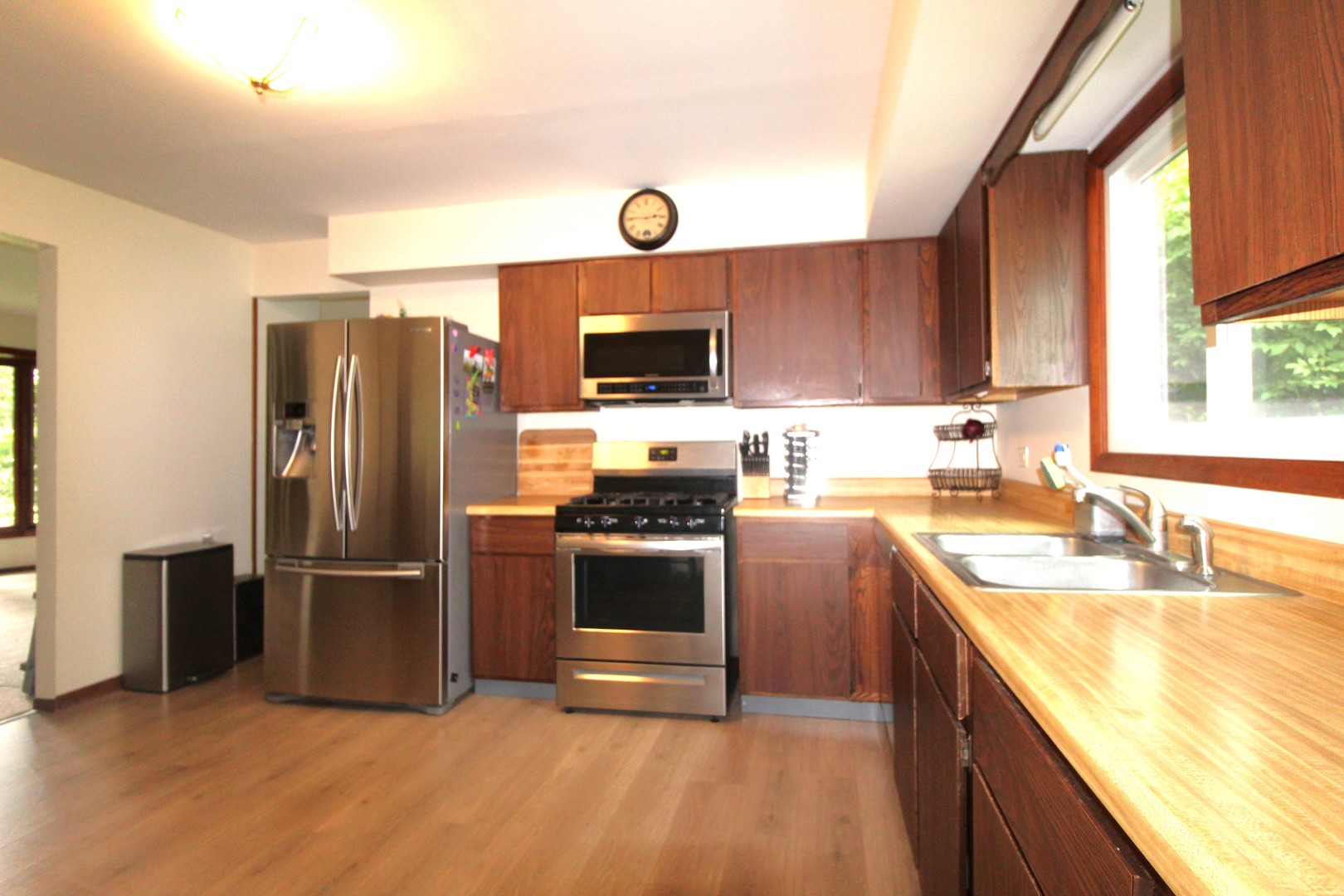 36763 N Belle Plaine Avenue, Waukegan, IL 60087