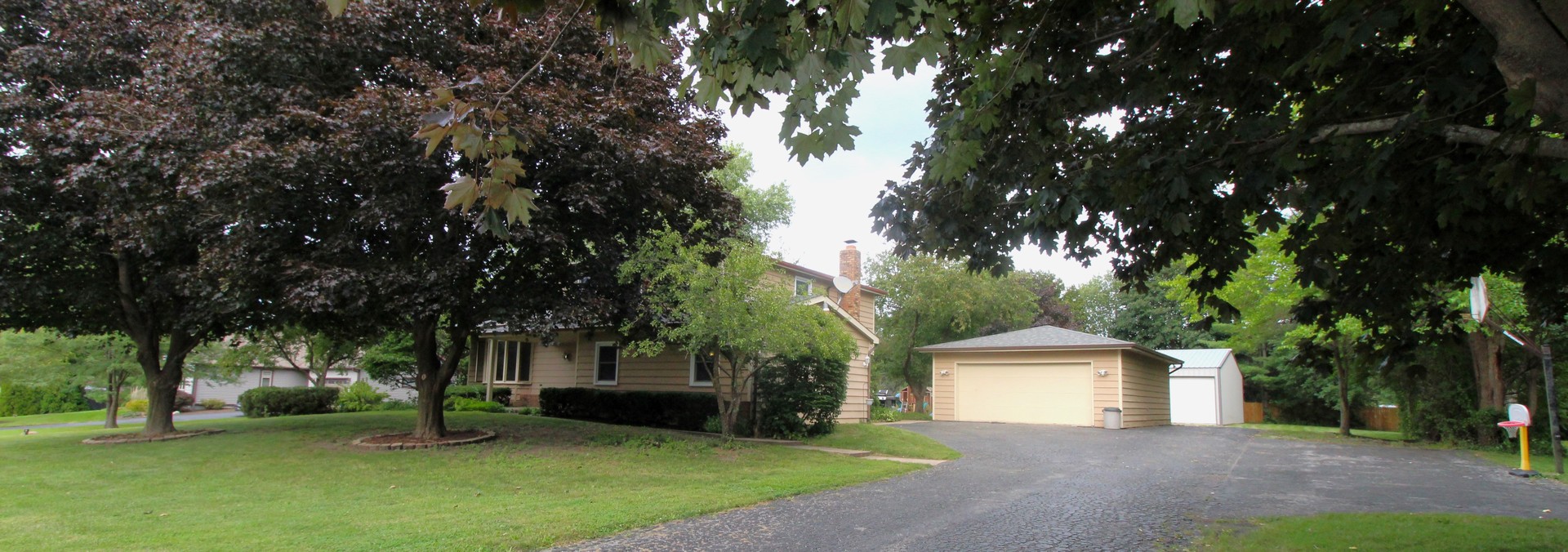 36763 N Belle Plaine Avenue, Waukegan, IL 60087