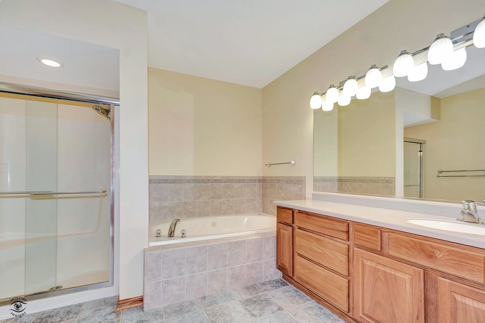 7904 Trinity Circle #4NE, Tinley Park, IL 60487