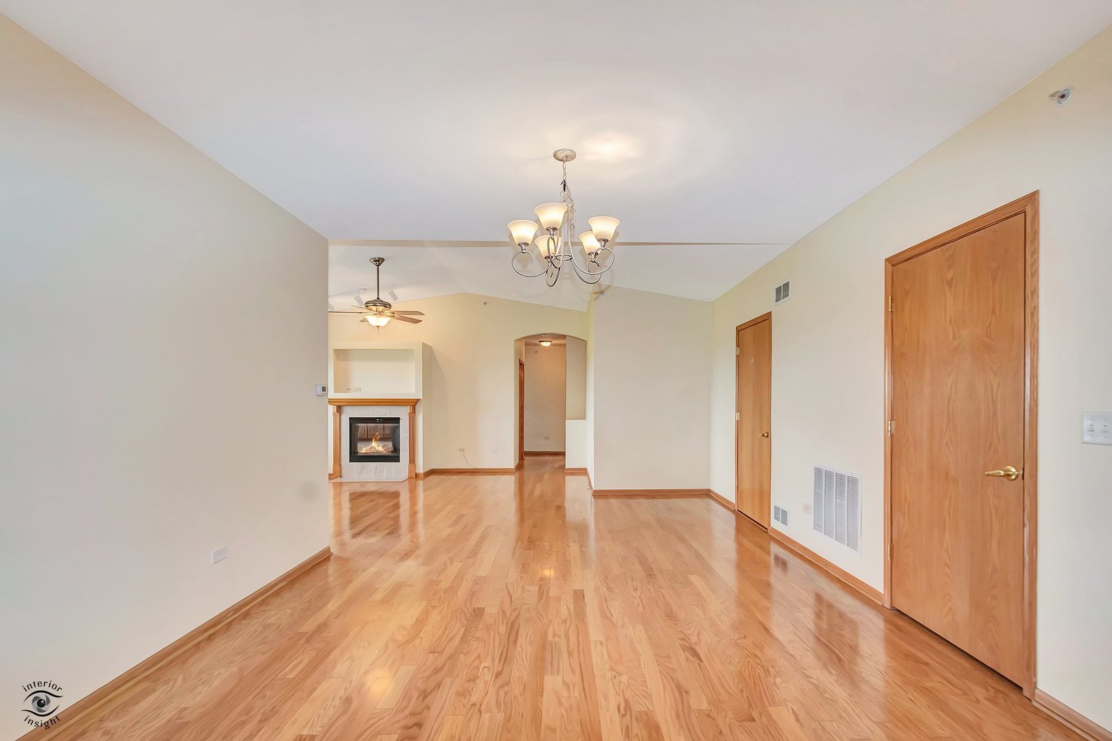 7904 Trinity Circle #4NE, Tinley Park, IL 60487
