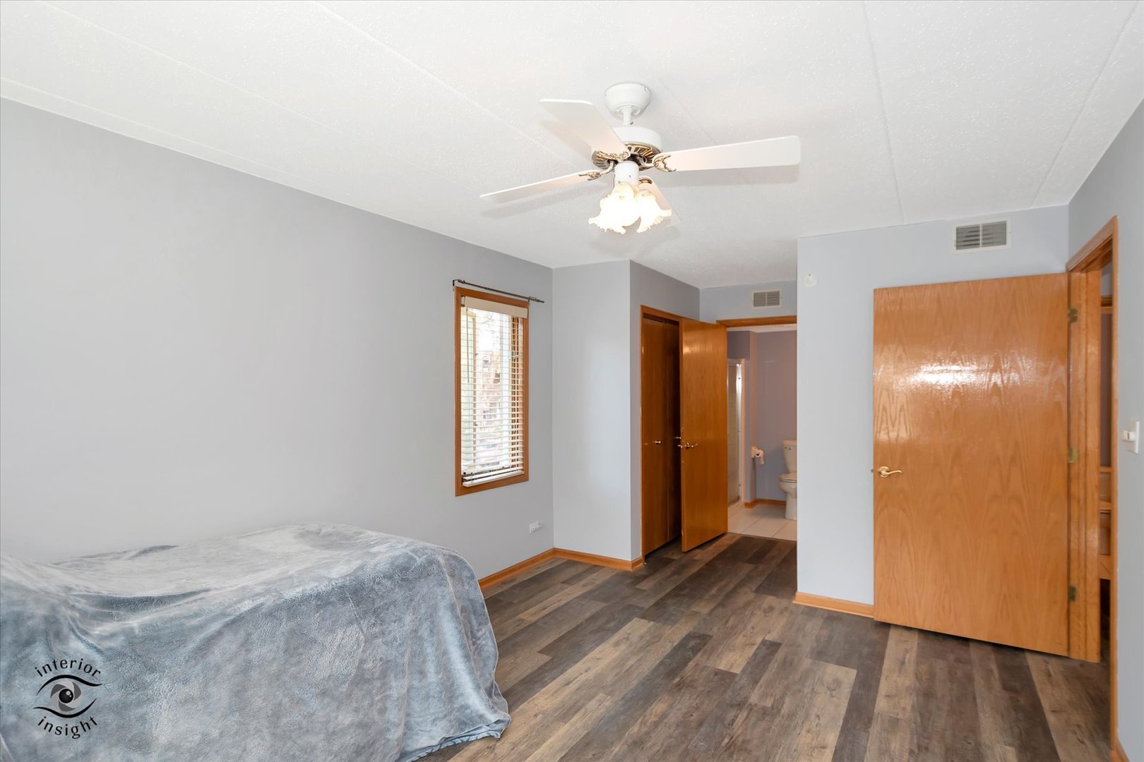 4920 134th Court #205, Crestwood, IL 60418