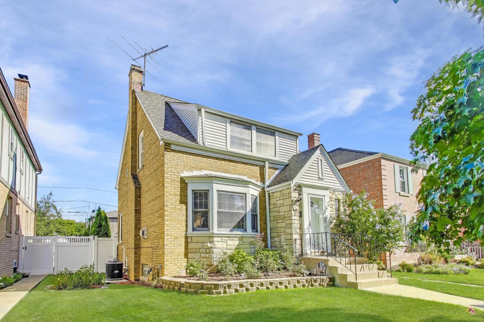7246 W Ibsen Street, Chicago, IL 60631