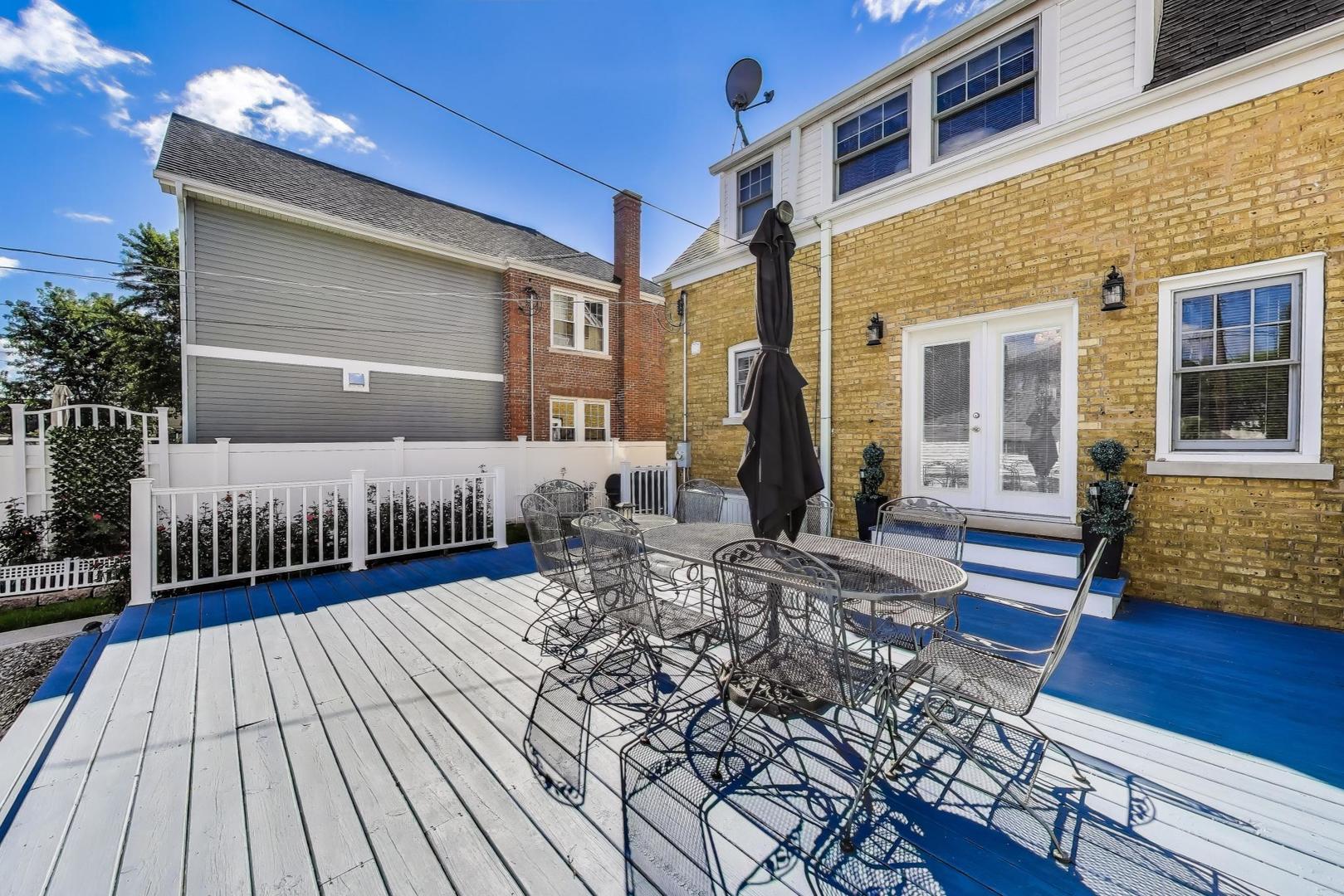 7246 W Ibsen Street, Chicago, IL 60631