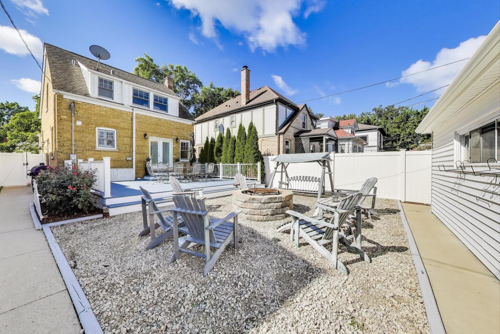 7246 W Ibsen Street, Chicago, IL 60631