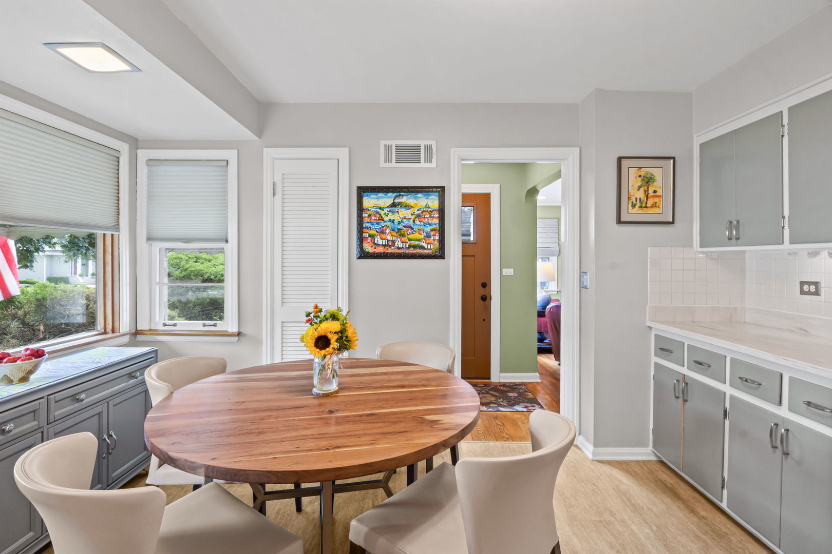 924 N Highland Avenue, Arlington Heights, IL 60004