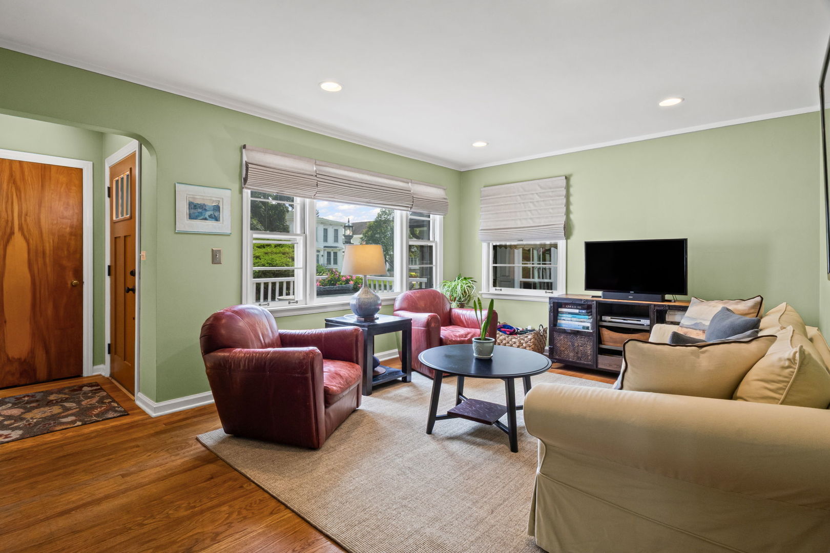 924 N Highland Avenue, Arlington Heights, IL 60004