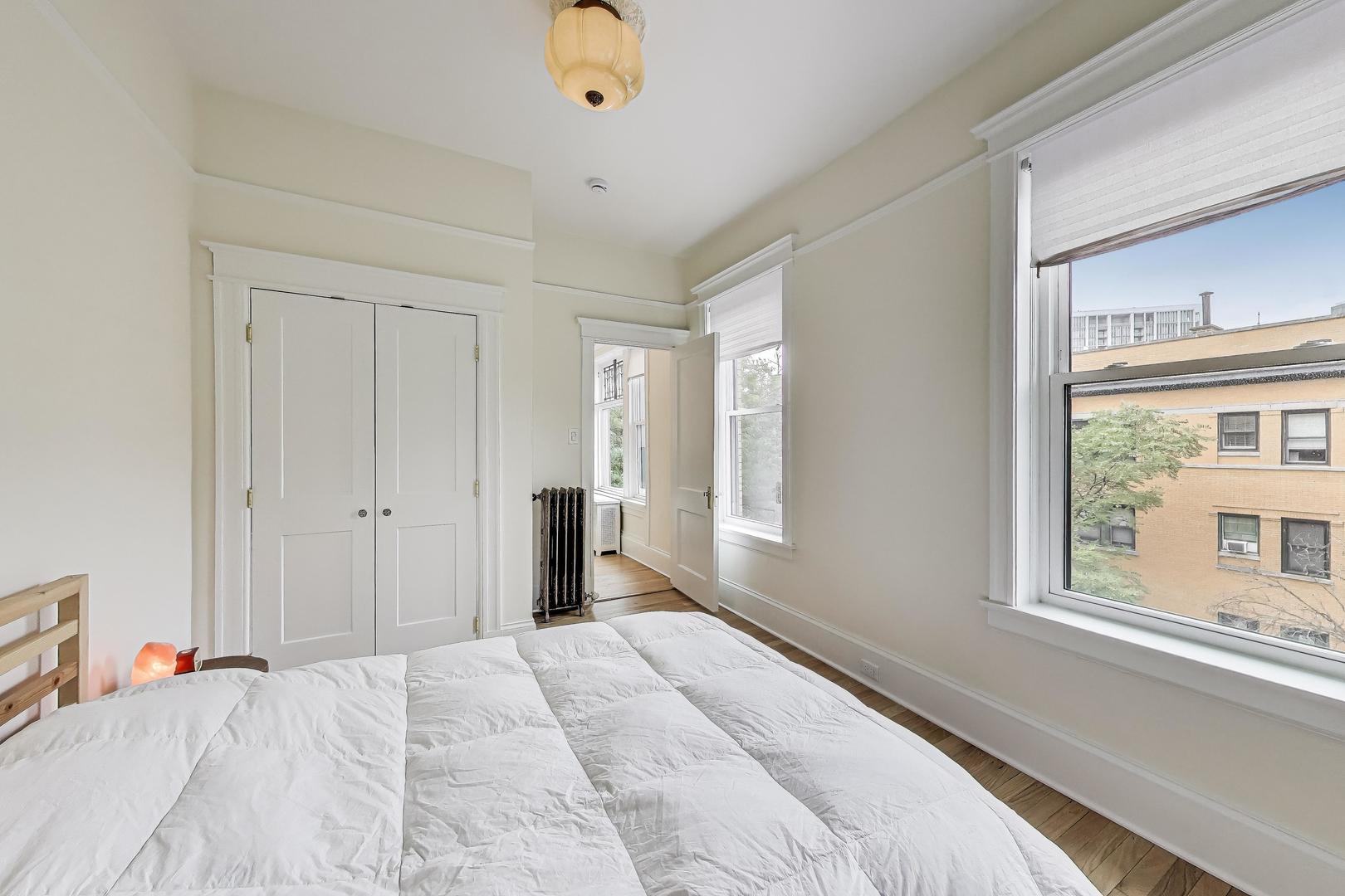 2351 N Geneva Terrace #3, Chicago, IL 60614