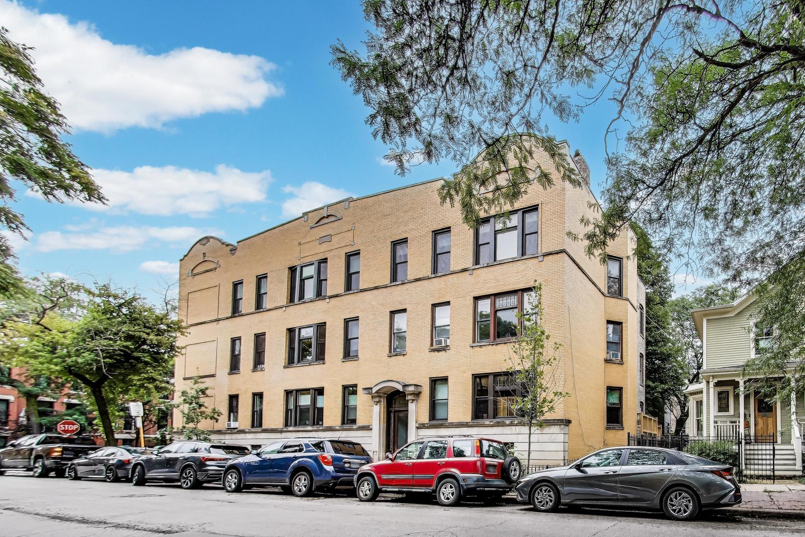 2351 N Geneva Terrace #3, Chicago, IL 60614