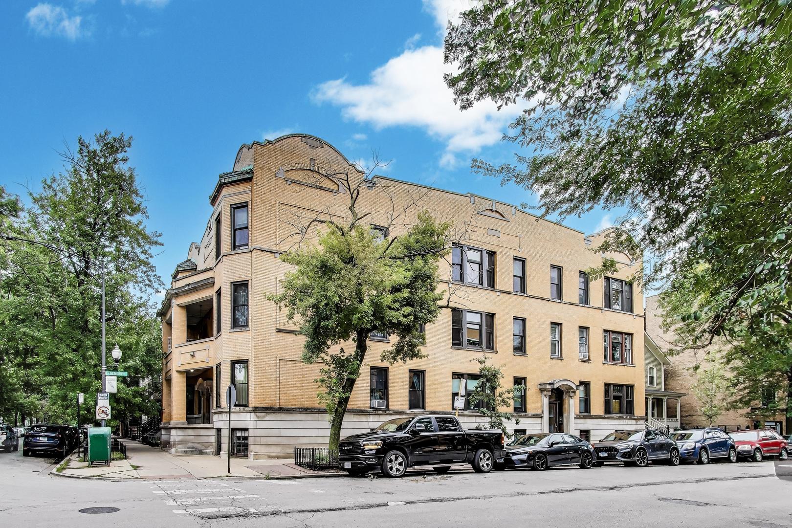 2351 N Geneva Terrace #3, Chicago, IL 60614