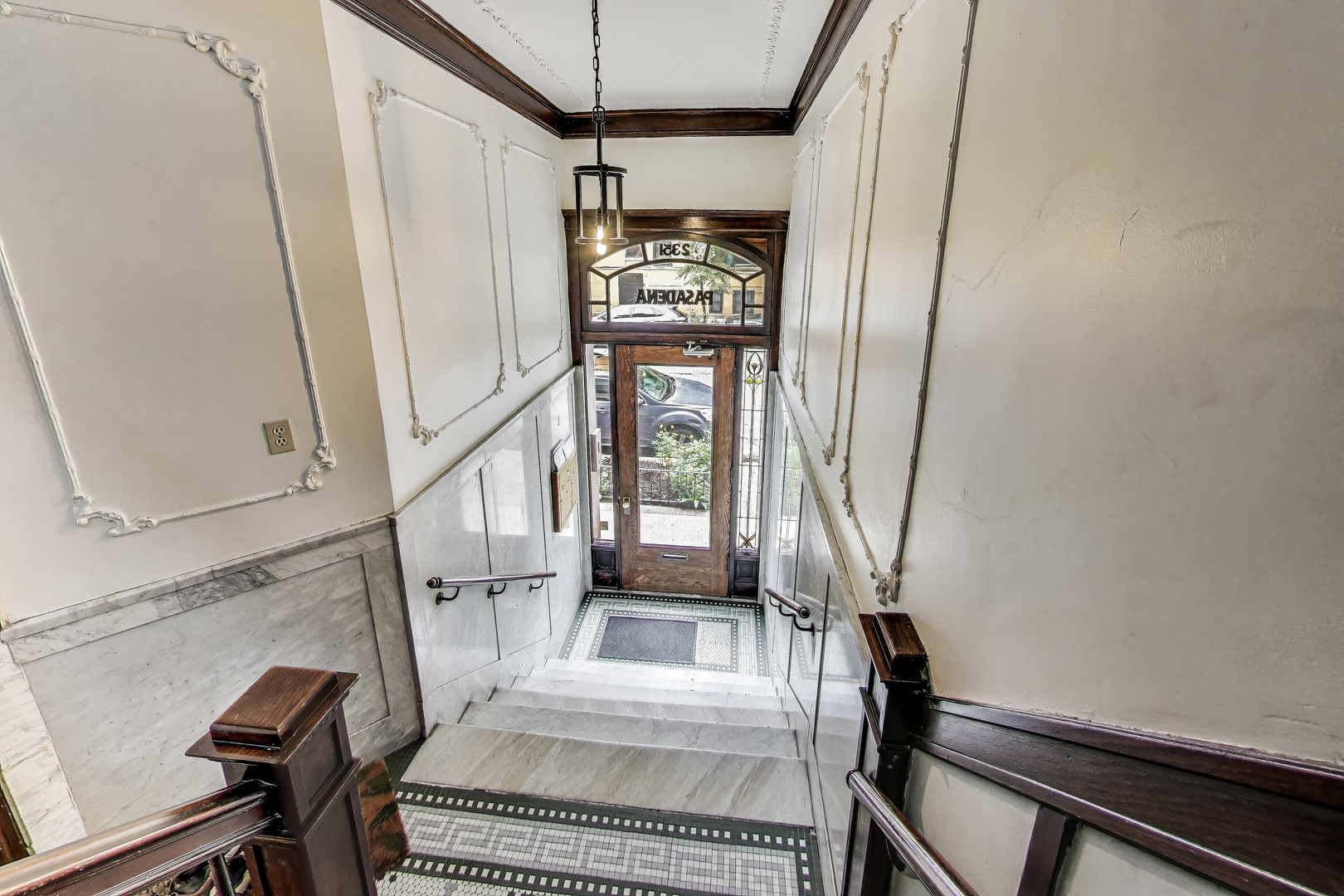 2351 N Geneva Terrace #3, Chicago, IL 60614