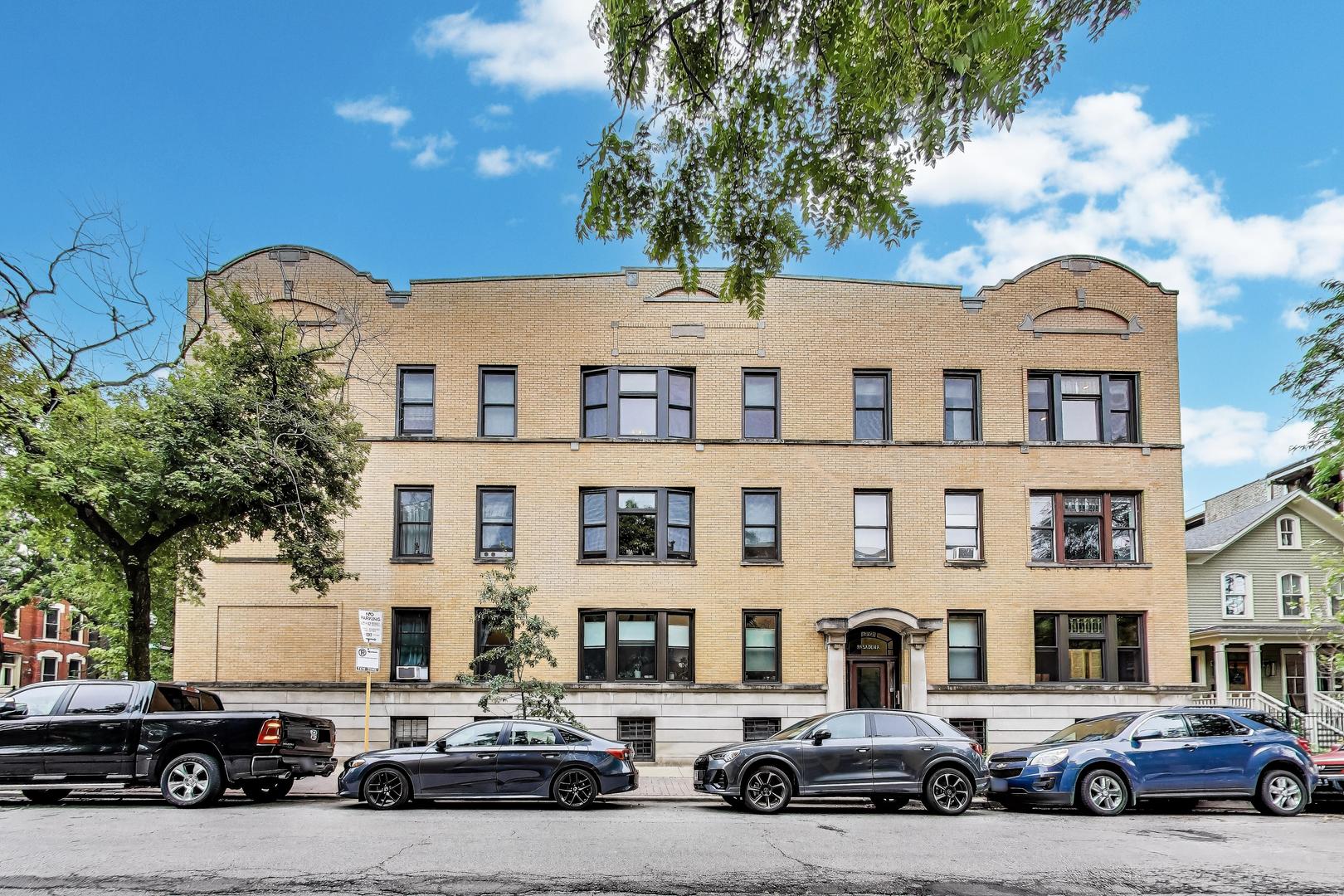 2351 N Geneva Terrace #3, Chicago, IL 60614