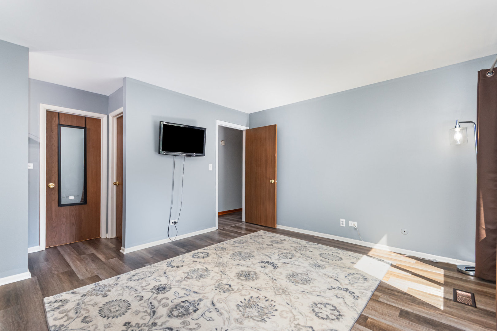 430 Somerset Court #B, Aurora, IL 60504