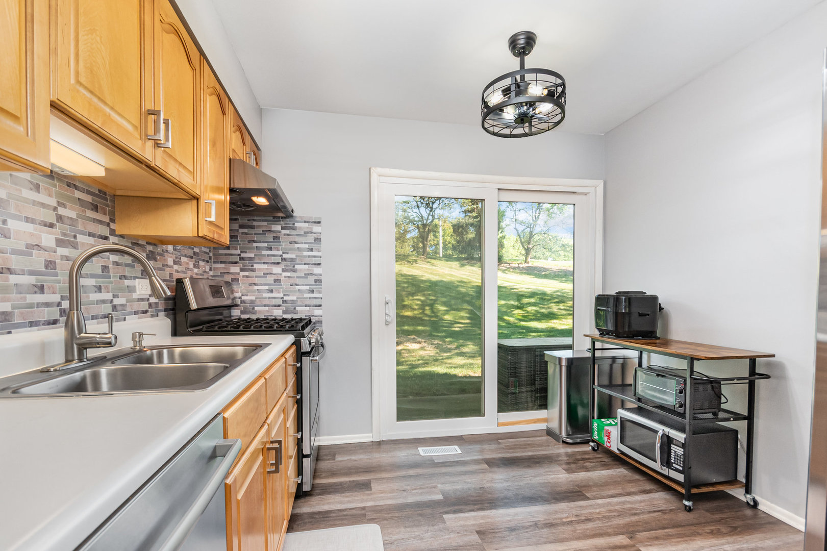 430 Somerset Court #B, Aurora, IL 60504