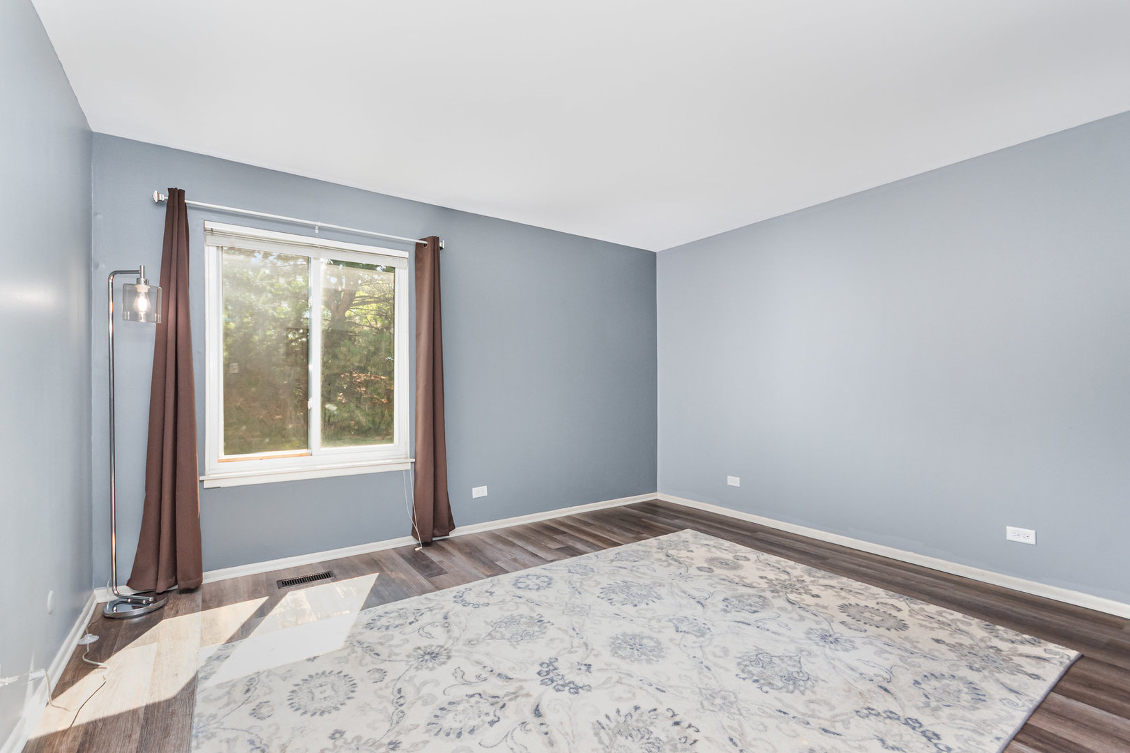430 Somerset Court #B, Aurora, IL 60504