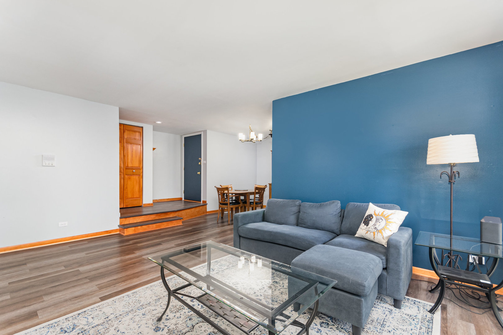 430 Somerset Court #B, Aurora, IL 60504