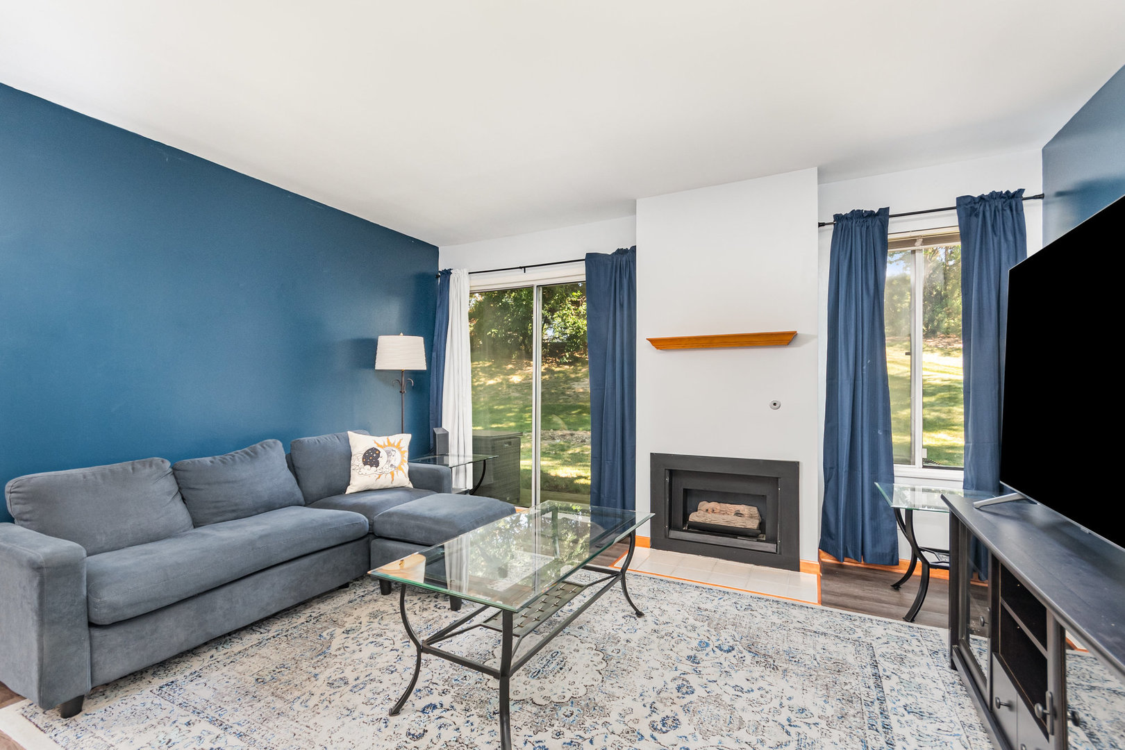 430 Somerset Court #B, Aurora, IL 60504