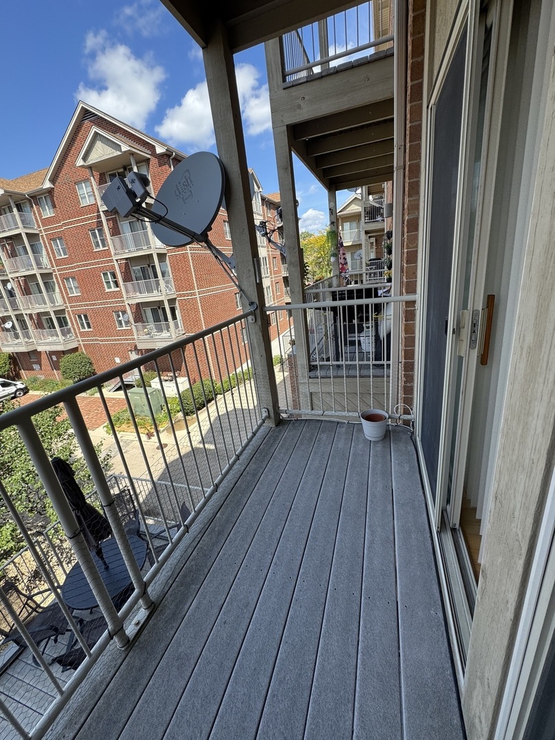 50 N Bokelman Avenue #333, Roselle, IL 60172