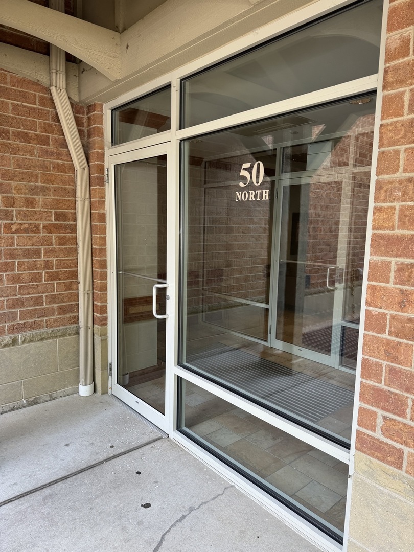50 N Bokelman Avenue #333, Roselle, IL 60172