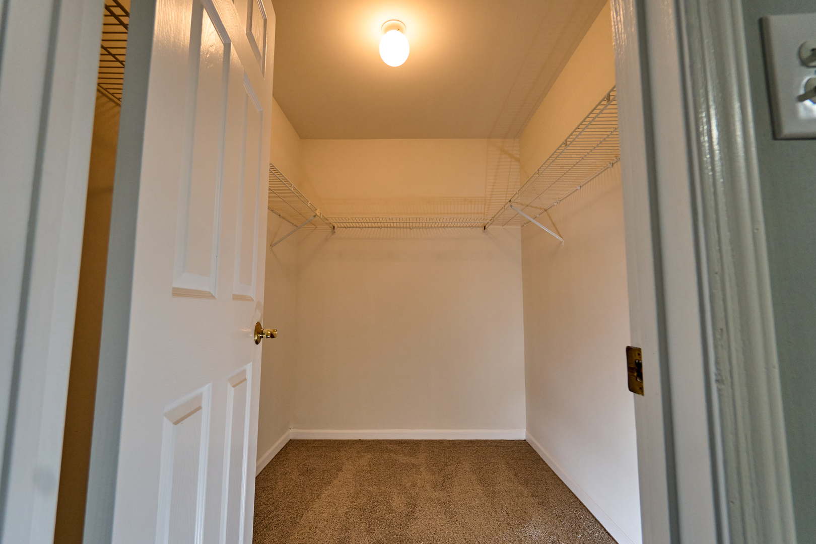 123 Willow Brook Court #3, Schaumburg, IL 60195